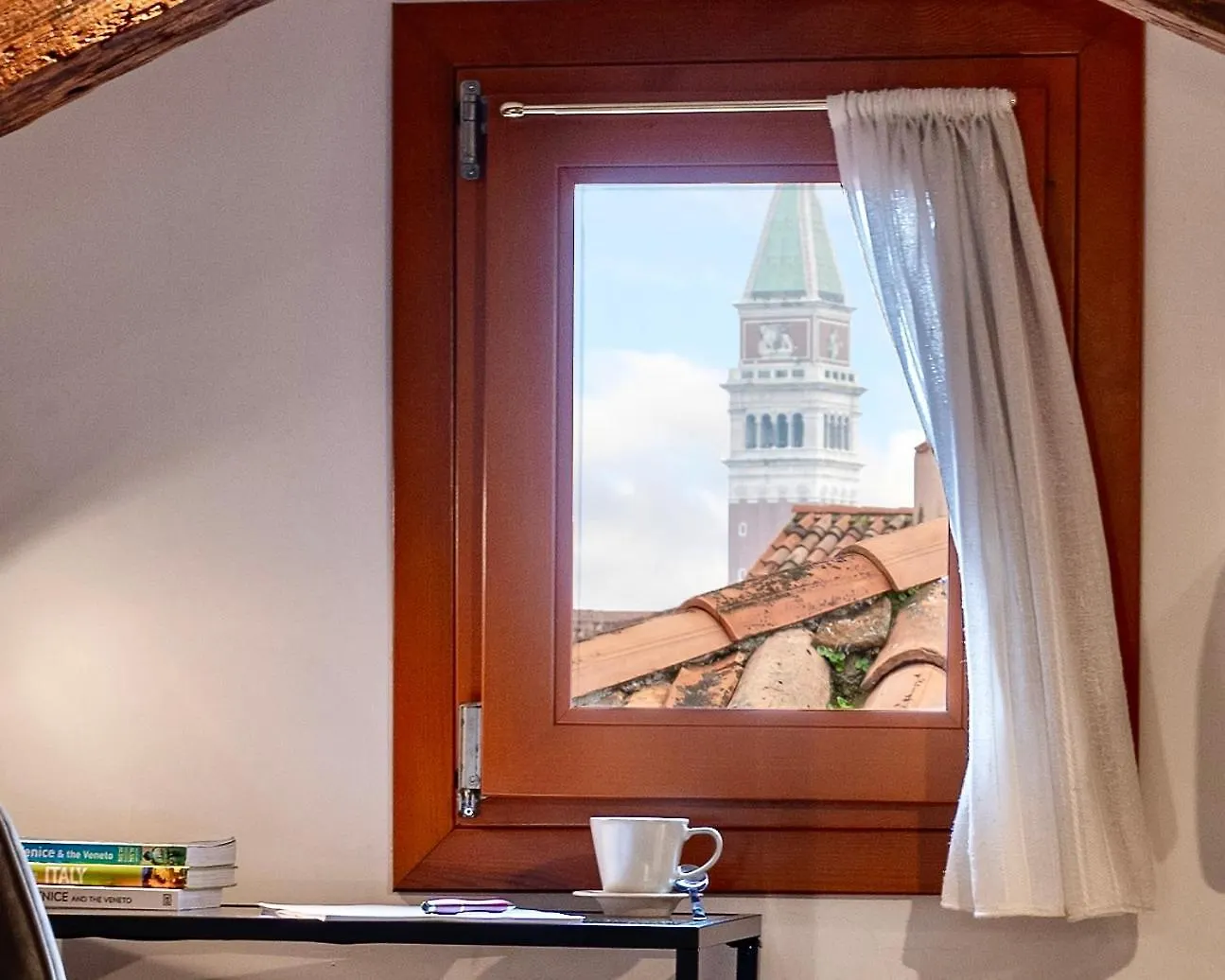 Apartament Glass House - Loft 2 Minutes To Rialto Bridge & View Wenecja